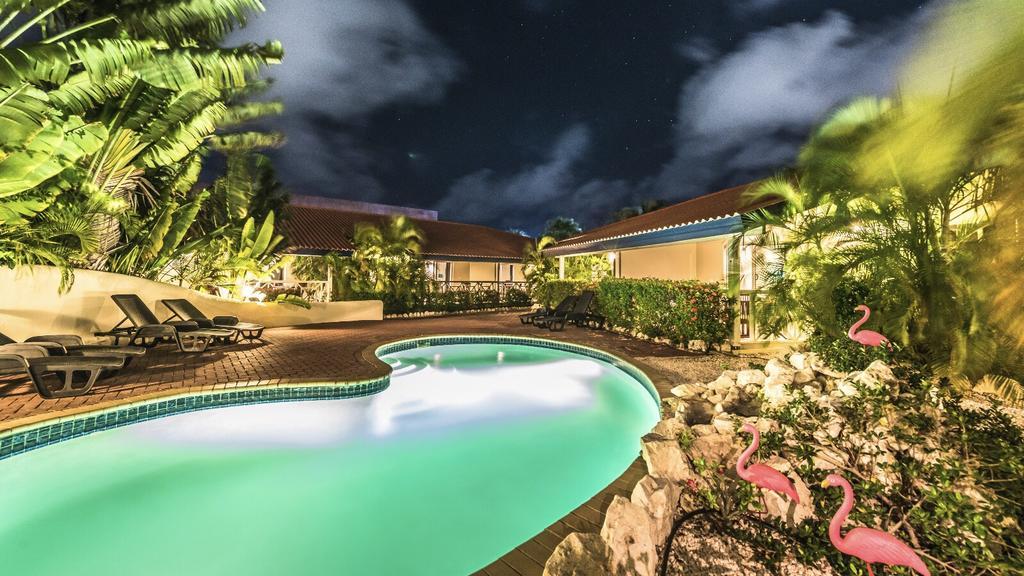 Blue Marlin Apartments Willemstad Buitenkant foto